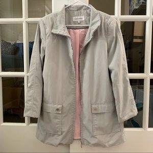 Calvin Klein Stylish Cream/ Beige Full Jacket Pink Lining size Medium
